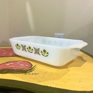 Vintage floral milk white Anchor Hocking baking dish